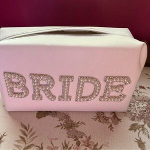 Elegant White Bride Cosmetic bag